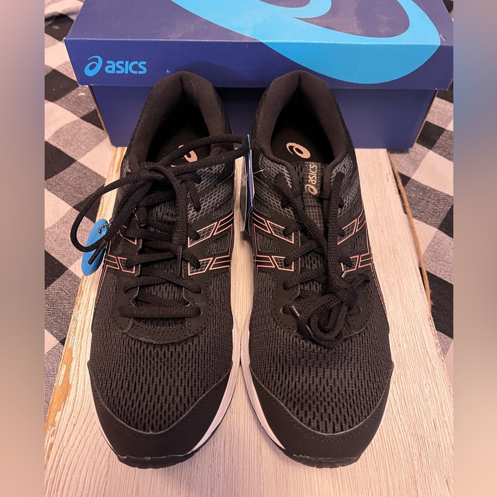 ASICS size 10 Gel Contend 6 Black / Rose Gold.NIB